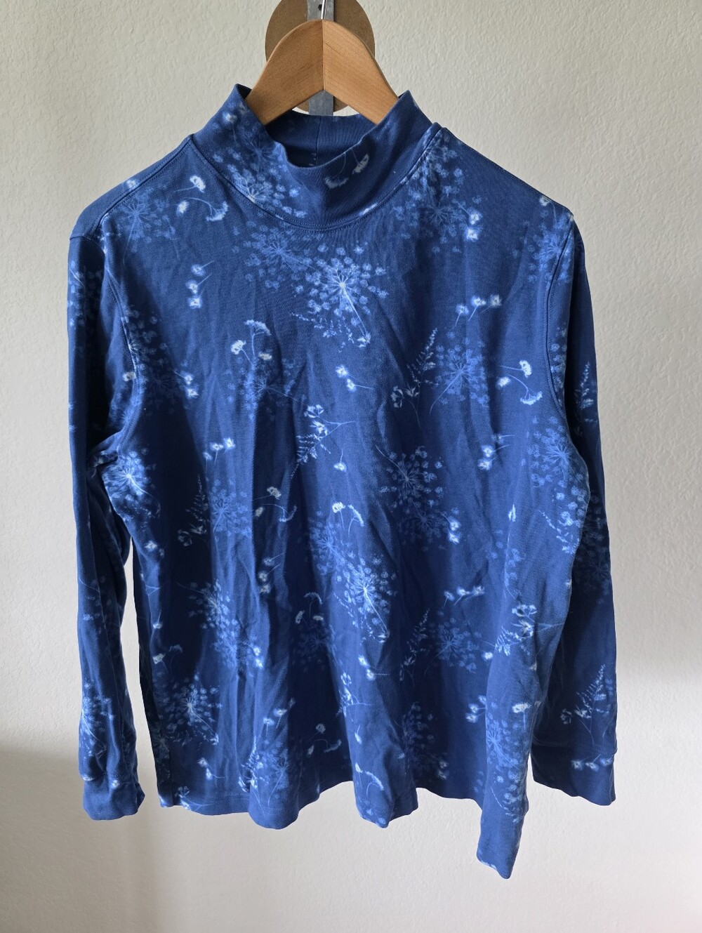 Lands' End 1X Blue Floral Mock Neck Long Sleeve Top Relaxed Fit Plus Size